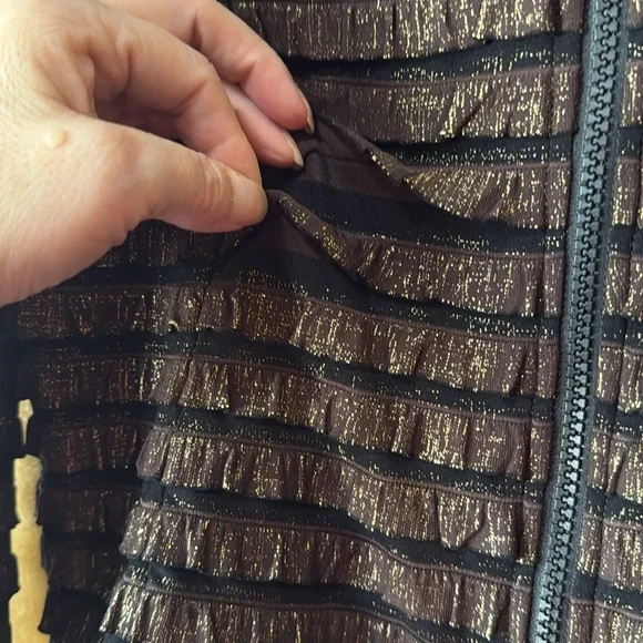 CLARA S. Ruffle Jacket - Picture 7 of 11